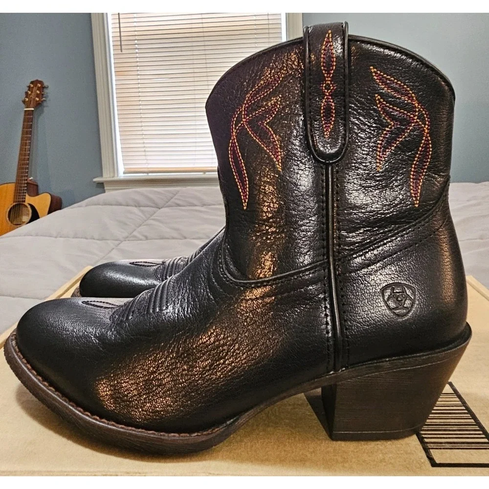 Ariat® (Women's 8.5 B) Darlin™ Western Boot in Old Black - $180